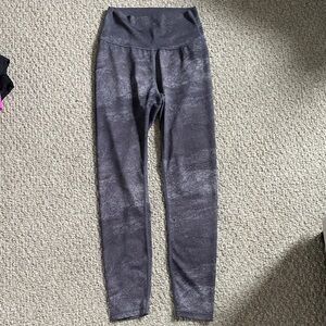 Women’s allfenix Gray Leggings size small